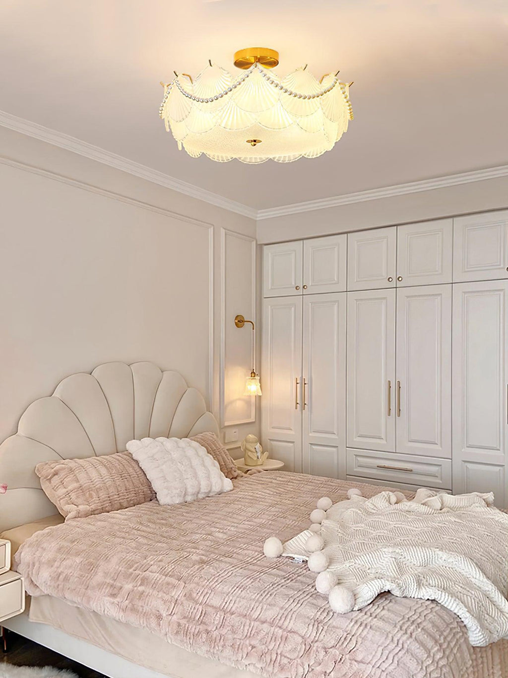 Shell Glass Ceiling Lamp